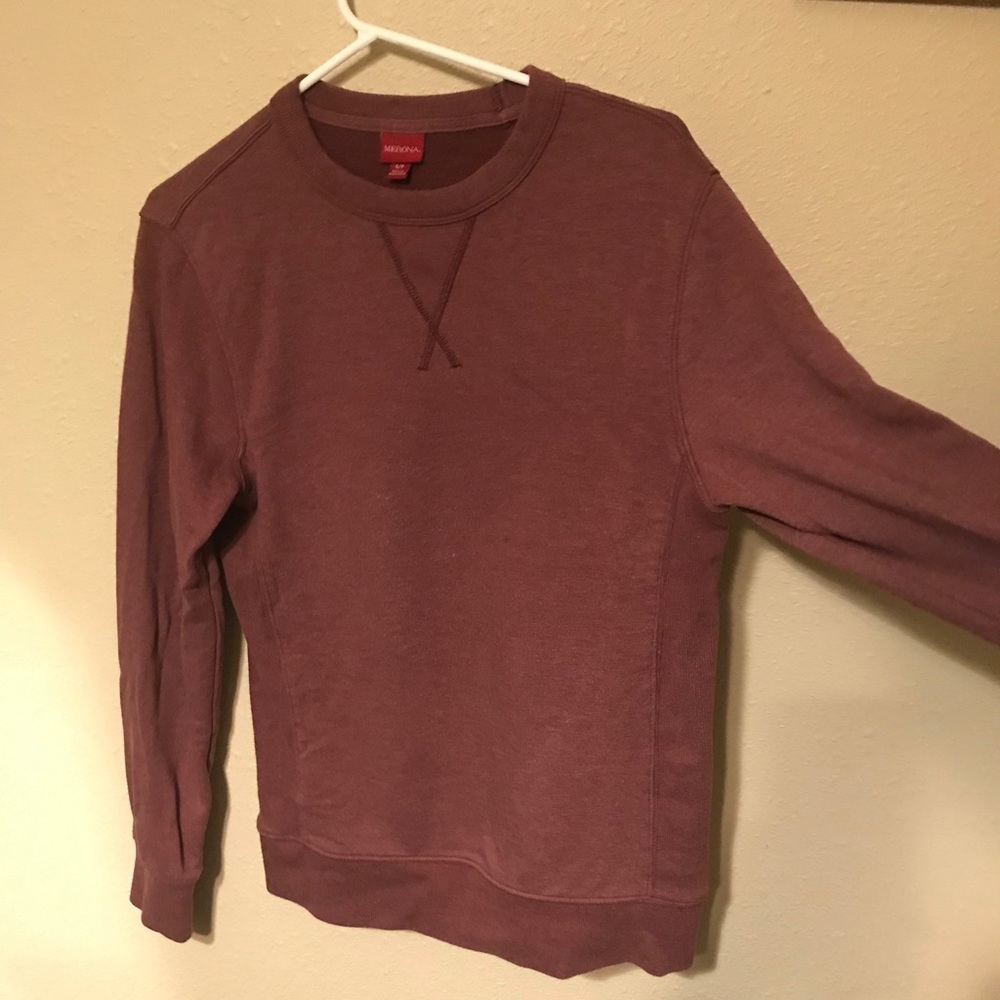 Dark red small sweater